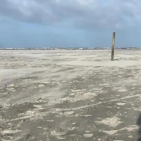 Noordkromp Apartment *